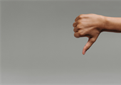 How should Experts disclose criticisms when they are frequently unaware of the outcome of the case?