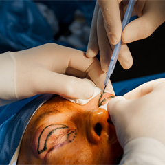 A Day in the Life of a Plastic, Aesthetic and Hair transplant Surgeon and Expert Witness